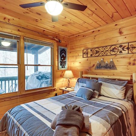 Blue Ridge Cozy Cabin In The Woods With Hot Tub! المظهر الخارجي الصورة