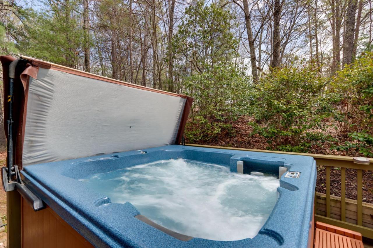 Blue Ridge Cozy Cabin In The Woods With Hot Tub! المظهر الخارجي الصورة