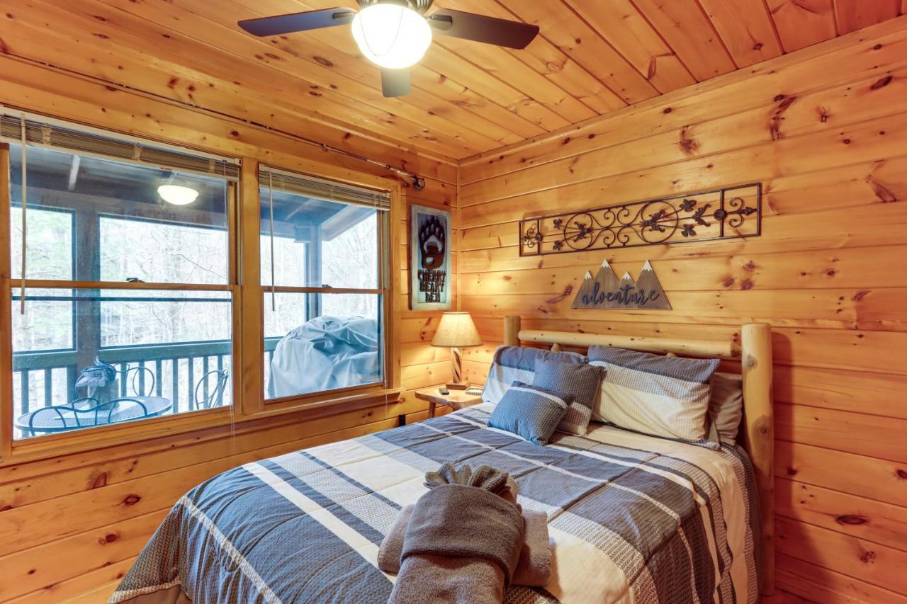 Blue Ridge Cozy Cabin In The Woods With Hot Tub! المظهر الخارجي الصورة